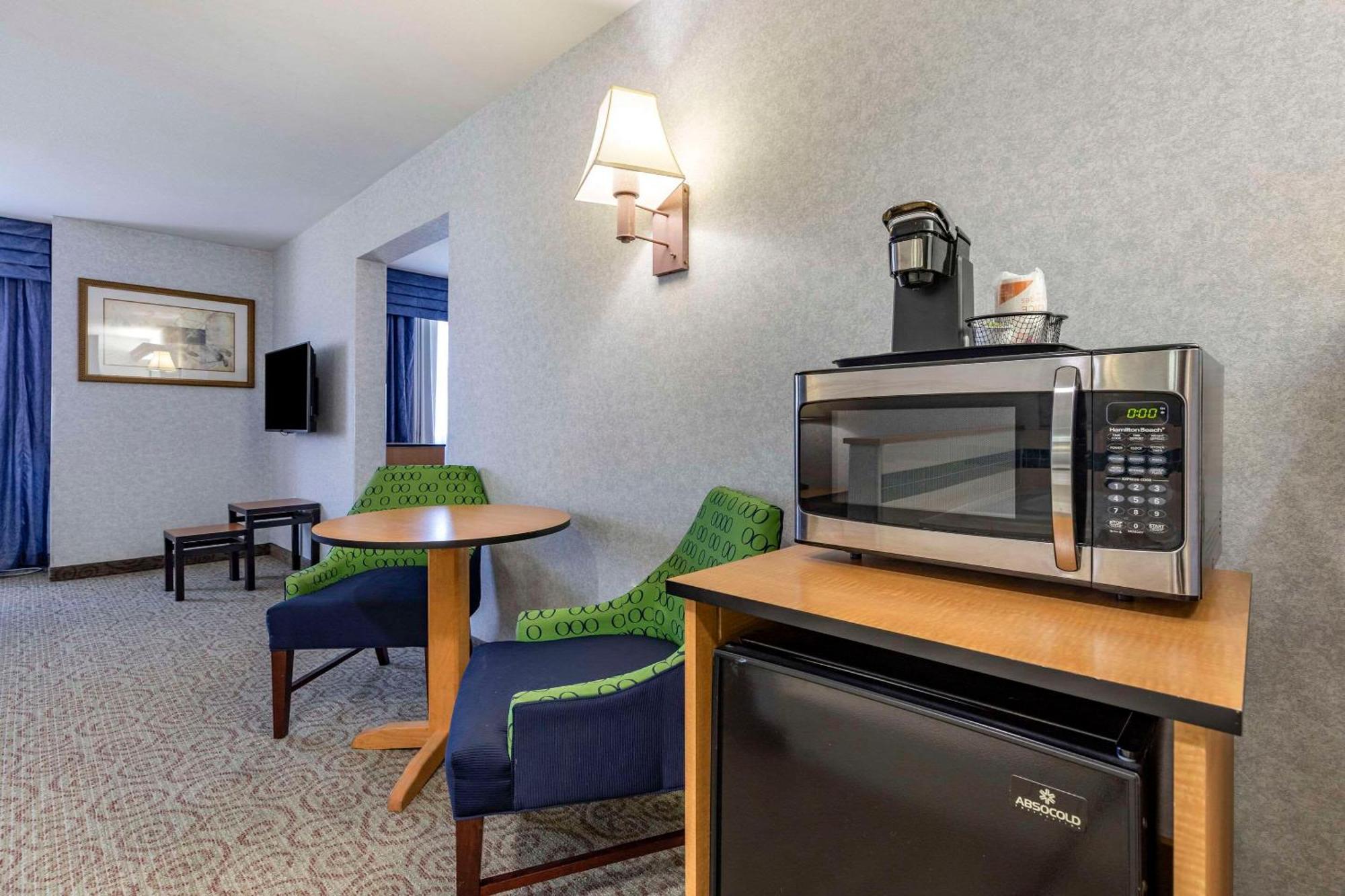 Quality Inn & Suites Denver Airport - Gateway Park Aurora Eksteriør bilde