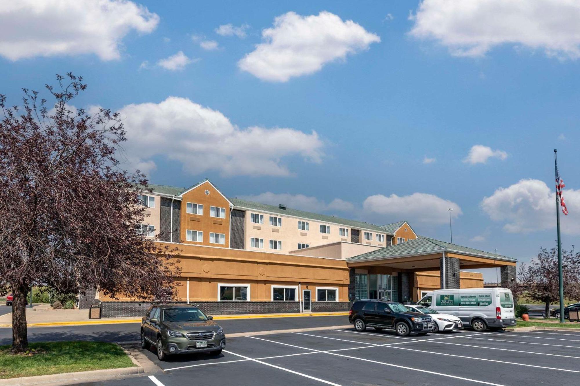 Quality Inn & Suites Denver Airport - Gateway Park Aurora Eksteriør bilde