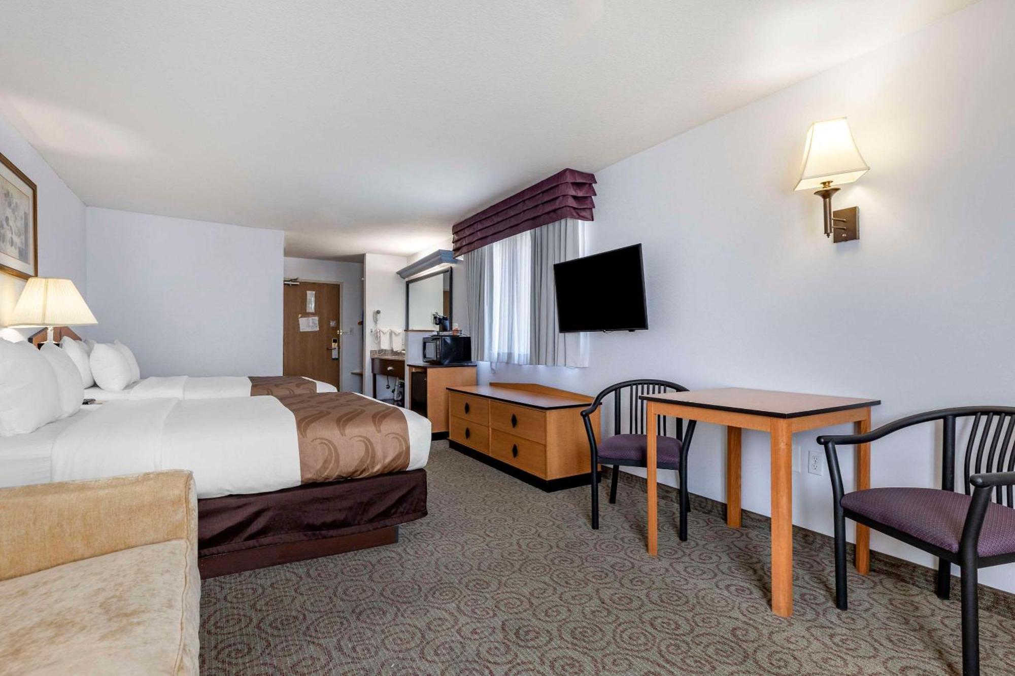 Quality Inn & Suites Denver Airport - Gateway Park Aurora Eksteriør bilde